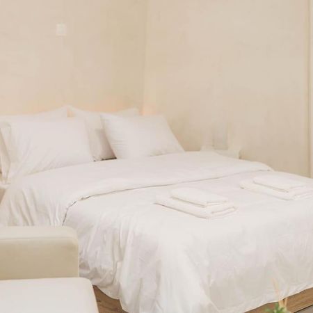 Modern Hiding Place In The Heart Of Atenas Exterior foto