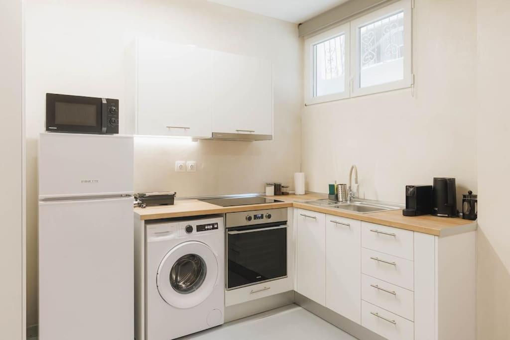 Modern Hiding Place In The Heart Of Atenas Exterior foto