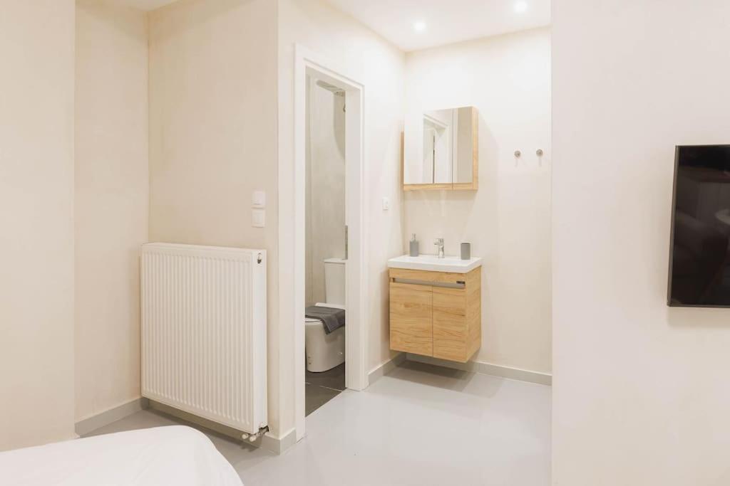 Modern Hiding Place In The Heart Of Atenas Exterior foto