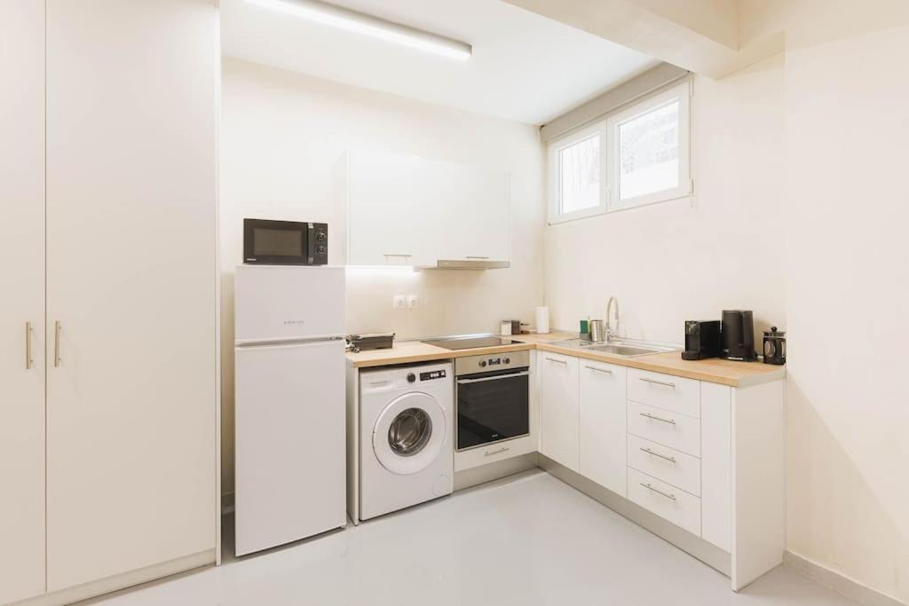 Modern Hiding Place In The Heart Of Atenas Exterior foto